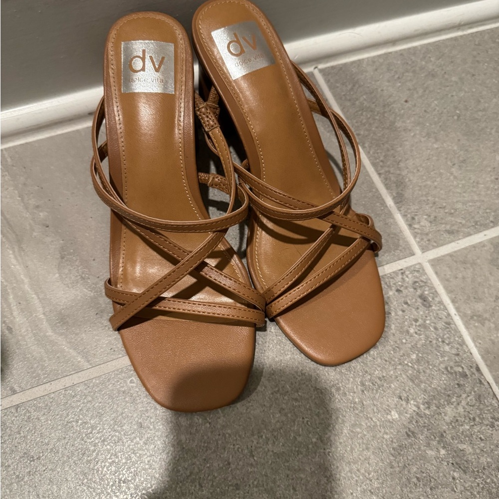 Dolce Vita Womens Huron Toffee 6.5 Medium